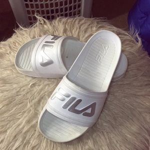 Fila women’s slides